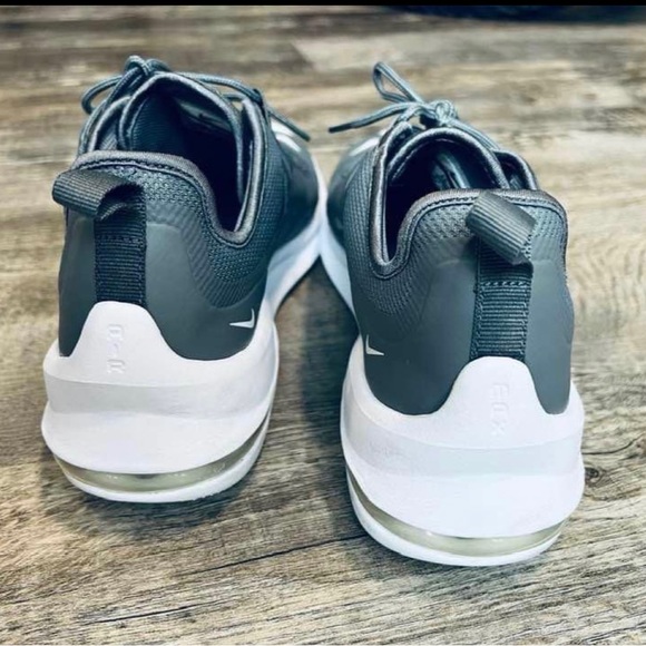 Nike Air Max MENS Size:9.5 usa 💎 - Picture 12 of 13
